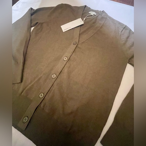 NWT Minnie Rose Lauren V-Neck Button Down Cardigan - Picture 3 of 7